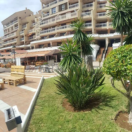 Coral Compostela Family Garden Apartment *